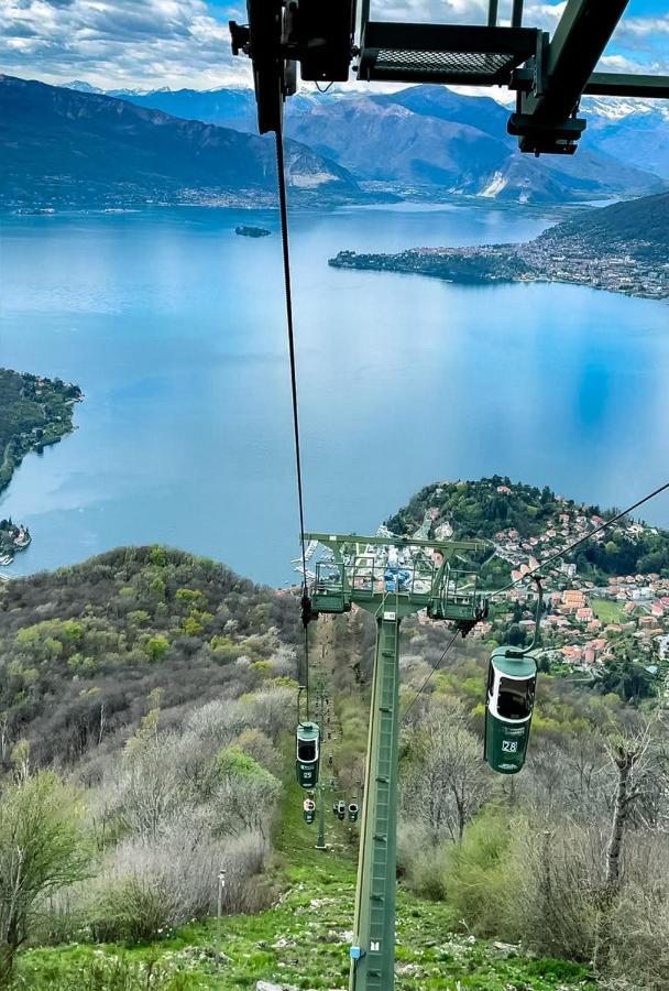 Apartment With View Lake Maggiore/Laveno Mombello Buitenkant foto